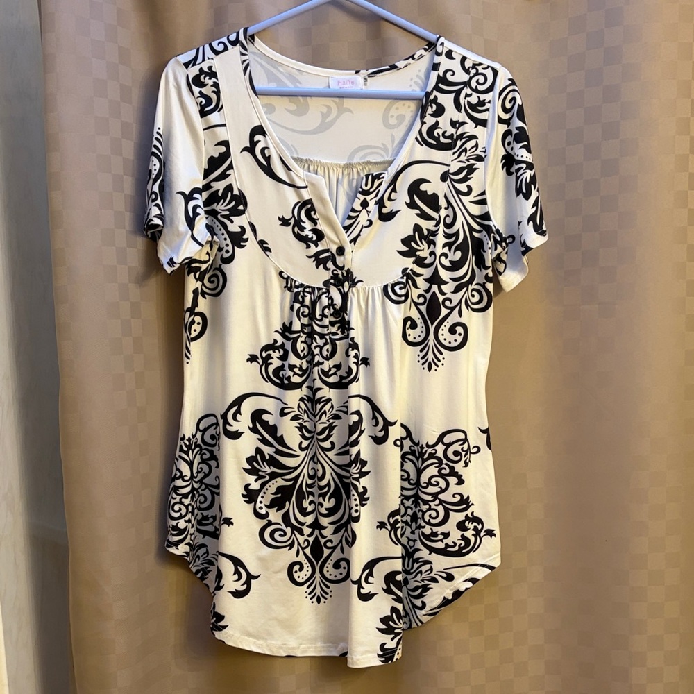 Halife Black and White Ornate Women's Blouse